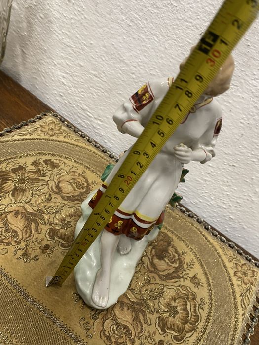 Винтидж колекционерска порцеланова фигура Киев 1970 маркировка