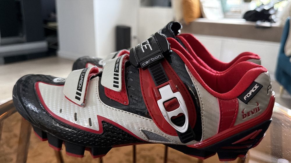 pantofi pentru ciclism MTB (Mountain Bike)Force MTB Carbon Devil.