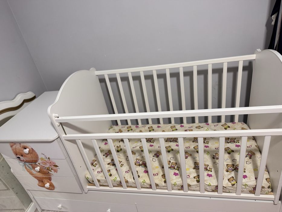 Детский манеж со шкафом