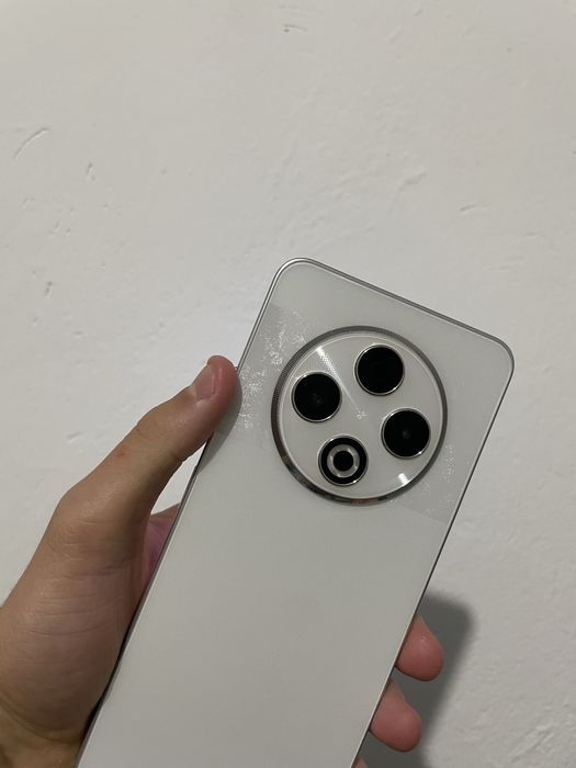 Обменяю Tecno spark 30