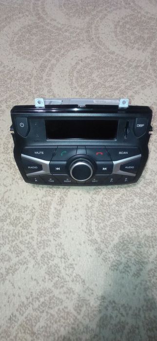 Магнитола для Vesta