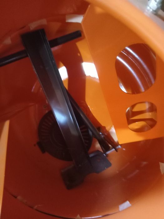 Продам бетонамешалка