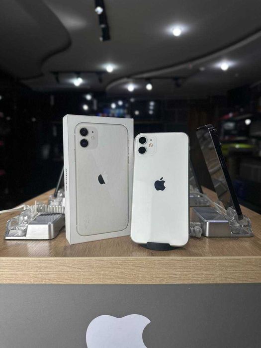 Телефон iPhone 11 128Gb / Айфон 11 128Гб
