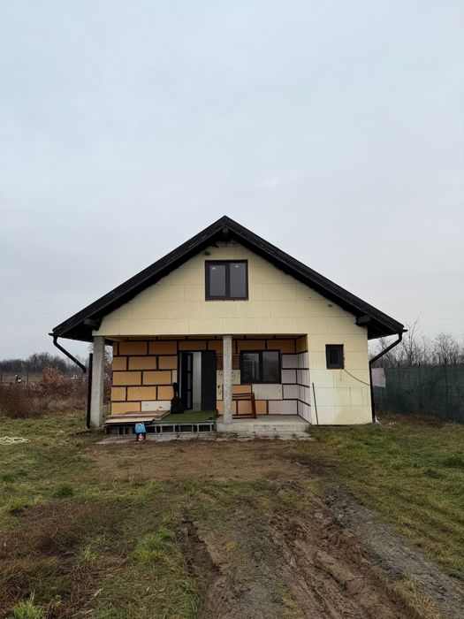 Casa 74 MP utili Lapusel cu teren 536 mp