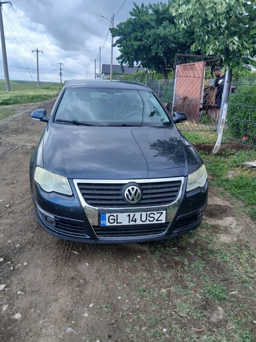 Vând Volkswagen Passat
