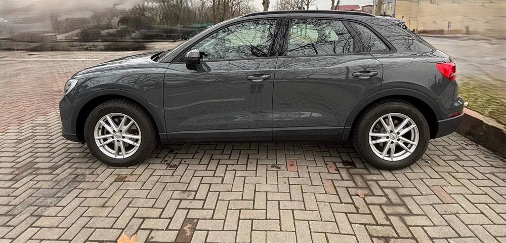 Audi Q3 2024 benzină, 31.157 € — imagine 2
