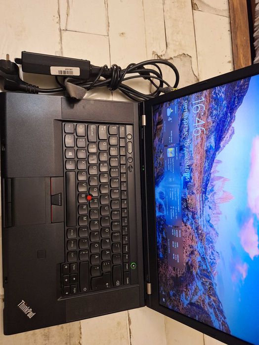 Лаптоп ThinkPad T530