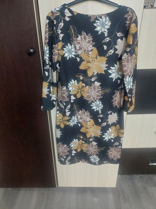 Rochie florala marimea M