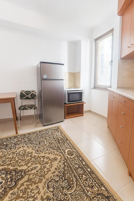 Дава се под наем Двустаен апартамент в Пловдив, Кършияка - 55 кв.м за 357 € - Снимка #2