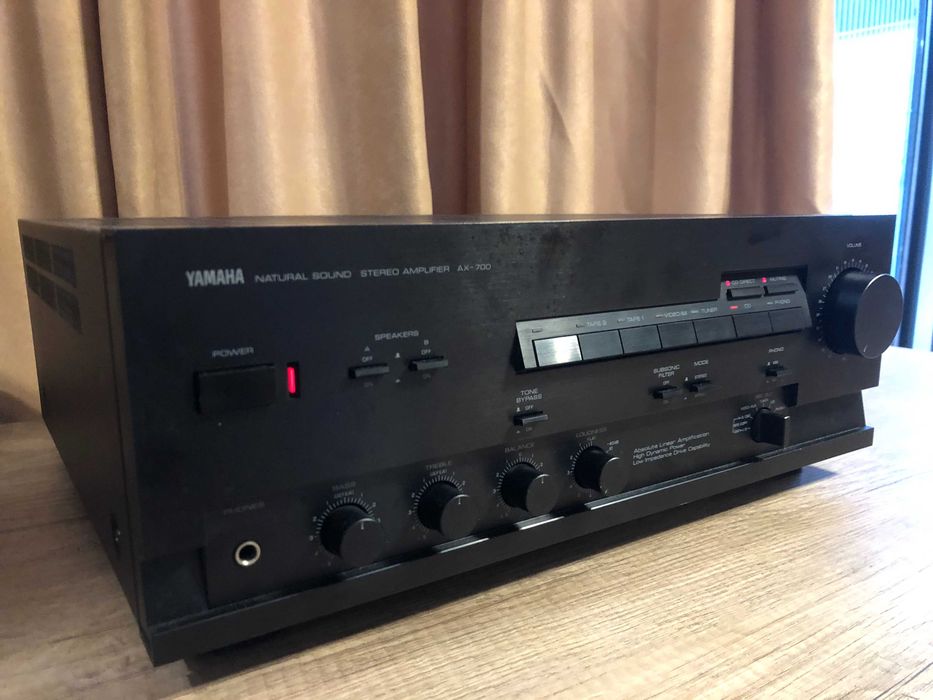 Yamaha AX-700 amplificator stereo, 600W