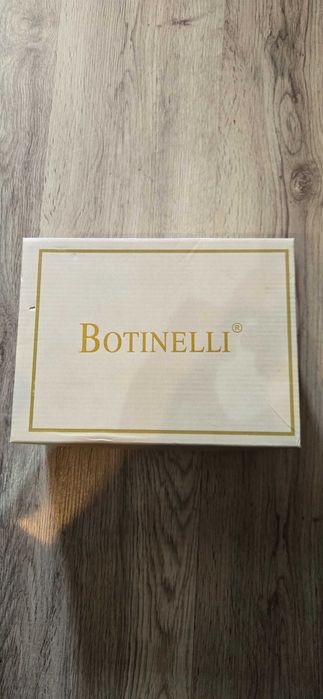 Incaltaminte Botinelli
