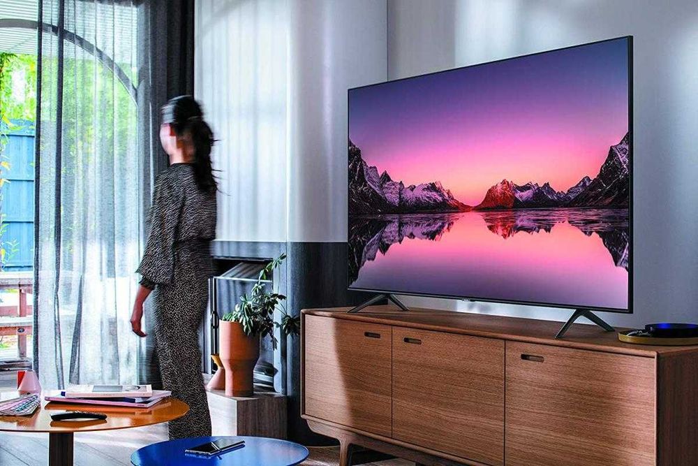 Телевизор ZIFFLER SmartTv 4K 55 + прошивка и Доставка по городу !