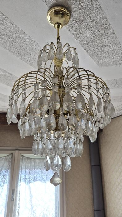 Candelabru din sticlă.