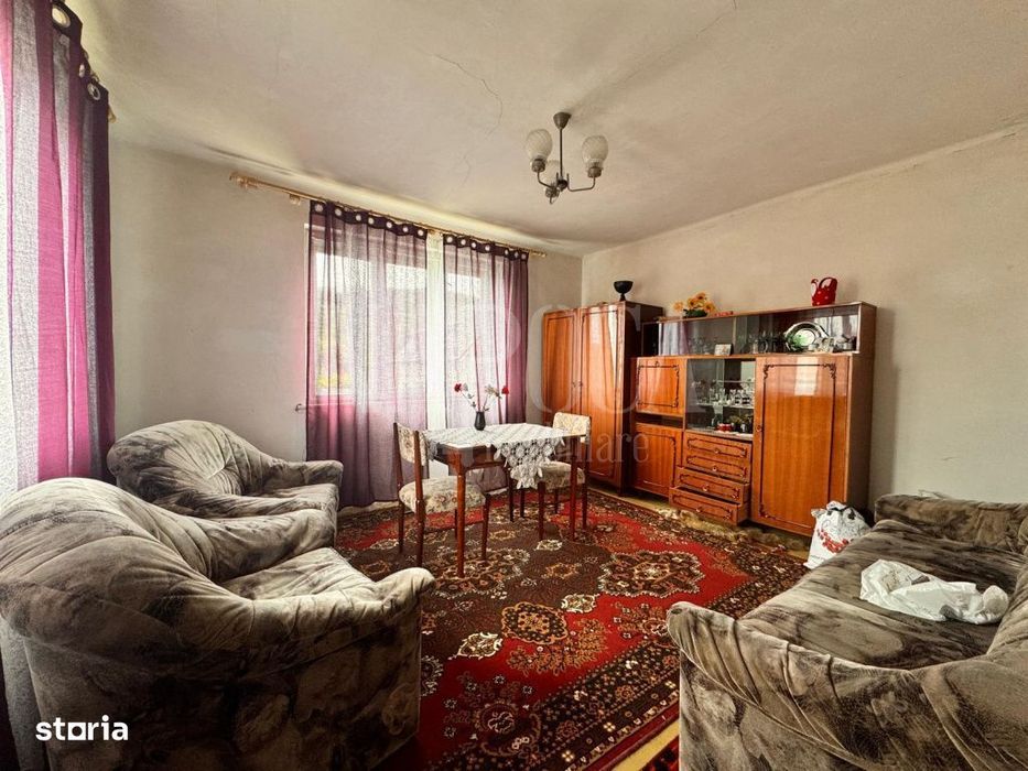 Casa 4 camere de vanzare in Suceagu
