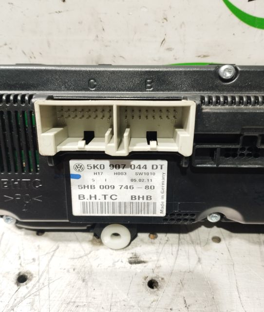 Comanda clima 5K0 907 044 DT Volkswagen VW Golf a 6-a generatie