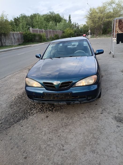 МАШИНА Nissan premiere
