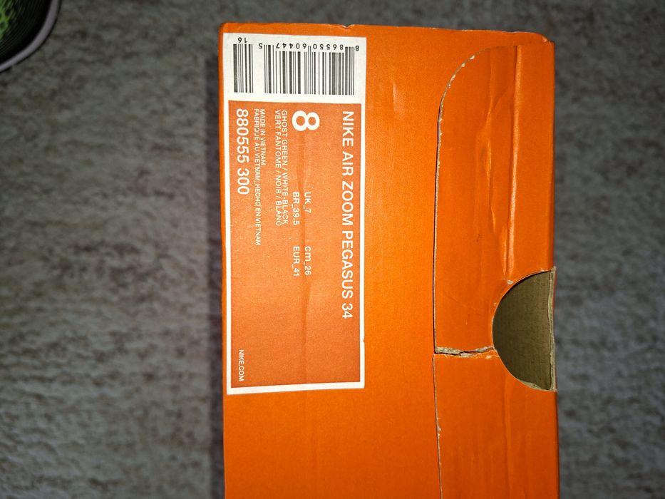 Мокасины,кроссовки разные