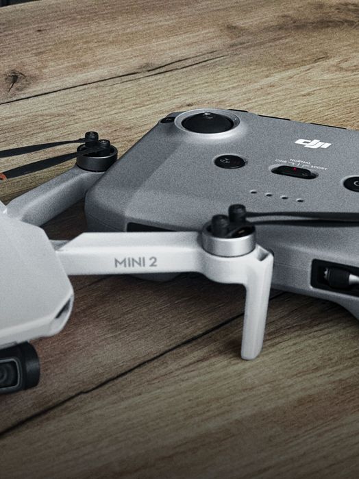 Дрон DJI Mini 2 Fly More Combo