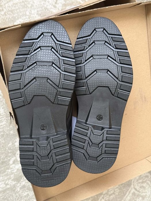 Продавам Български мъжки обувки