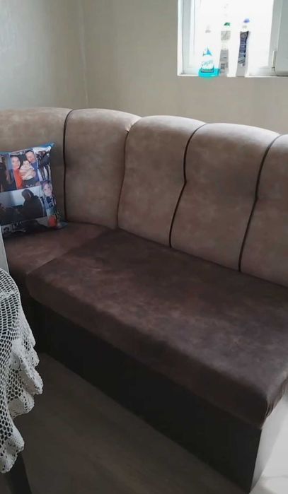 Ъглов диван с функция сън