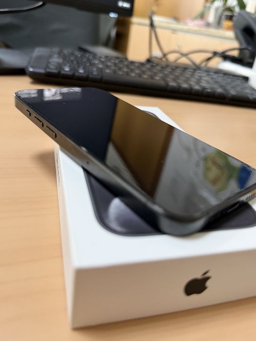 iPhone 15 Pro 128 GB Black Titanium