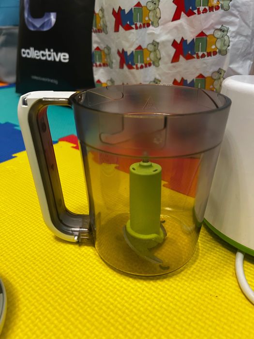 Уред за приготвяне на бебешка храна