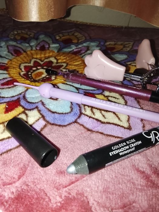 Кёрлер карандаши тени ВБ