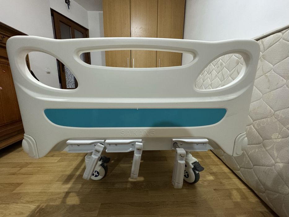 Pat spital ajustabil + saltea anti-decubit