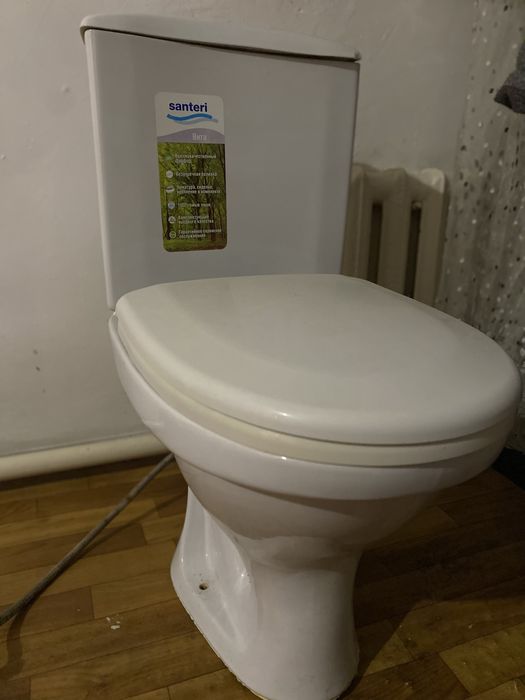Унитаз хорошем состояние.