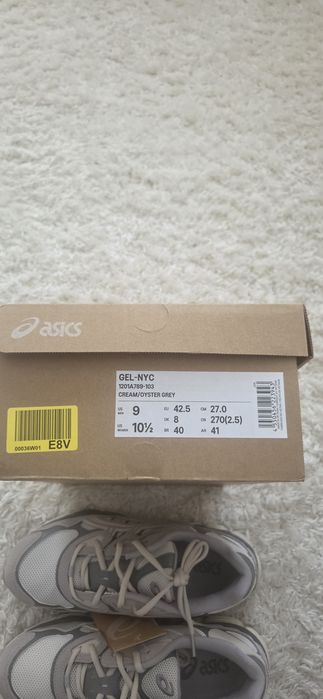 Sneakers  Asics Gel Nyc  low cream/oyster grey marimea 42,5,noi,cu eticheta