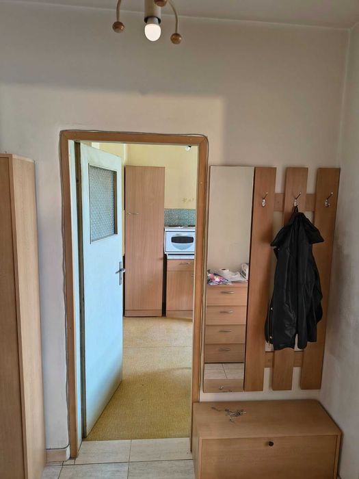 Дава се под наем Едностаен апартамент в София, 7-ми 11-ти километър - 40 кв.м за 357 € - Снимка #2