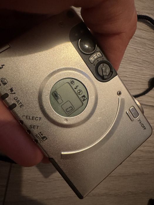 Colectie aparate foto cu film Canon Ixus