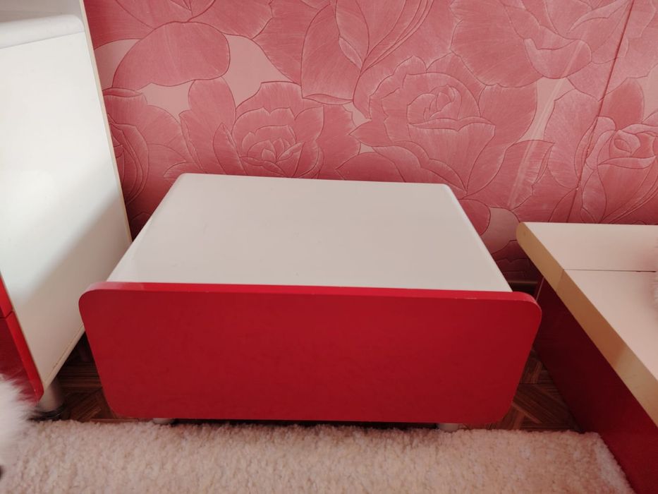 Спальный гарнитур