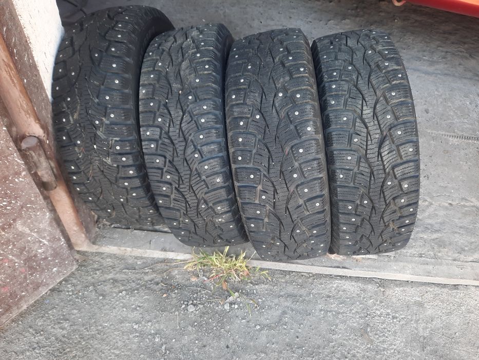 Шины на r14 в отличном состоянии