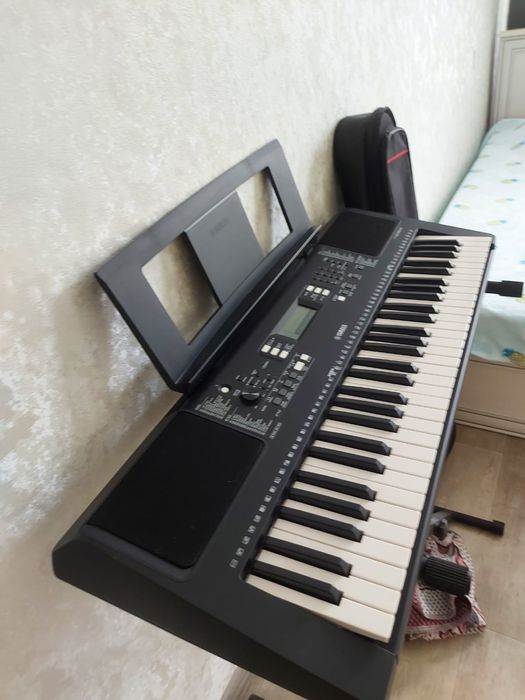 Синтезатор YAMAHA