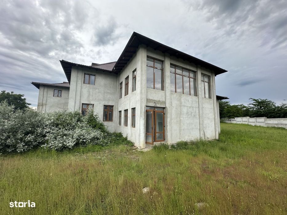 Agentia imobiliara VIGAFON vinde Motel-Restaurant Valea Calugaresca