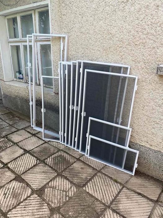 Изработка на PVC дограма и комарници