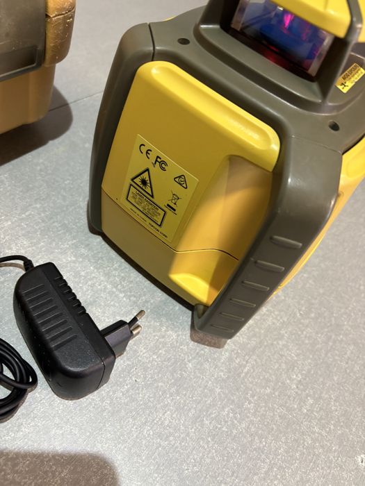 Nivela laser Topcon rl sv 2s canalizare dubla panta santiere industriale