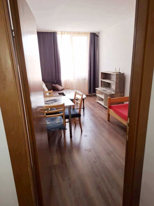 Двустаен апартамент в централната част на комплекса, Ниска такса