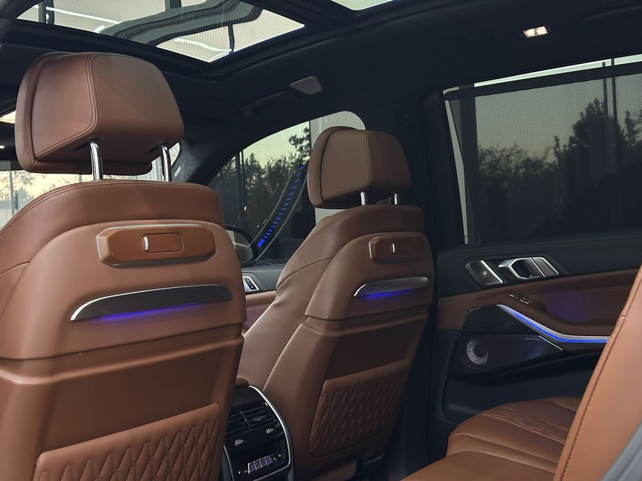 Продаётся Bmw X7 M60