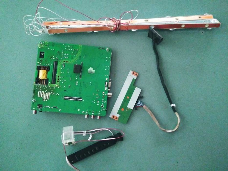 Телевизор PHILIPS - запчасти