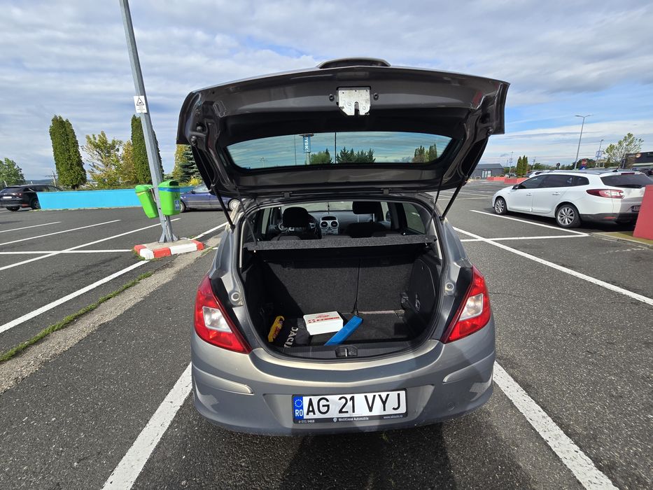 Opel Corsa 1.2 benzina 2013