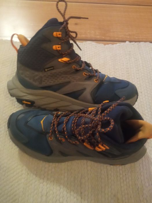 Vând bocanci hoka one one Nr 41 1/3
