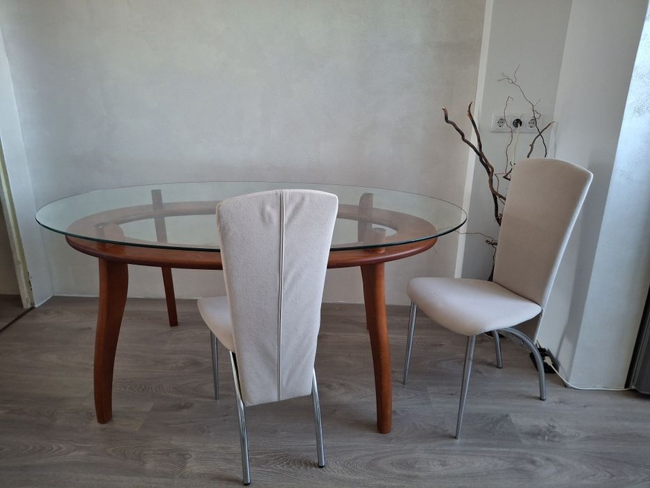 Кухненска маса и столове