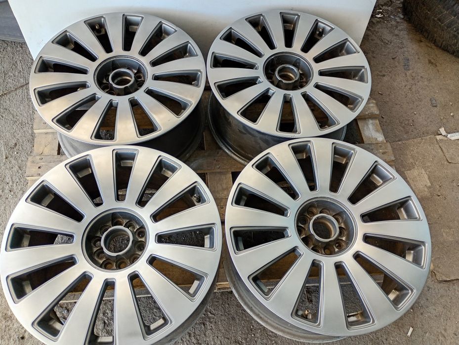 Перфектни 18-5х100+5х112 ЕТ35 8j Audi.Volksvagen