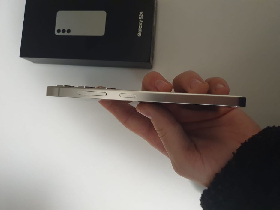 Samsung s24 128GB/8Ram!