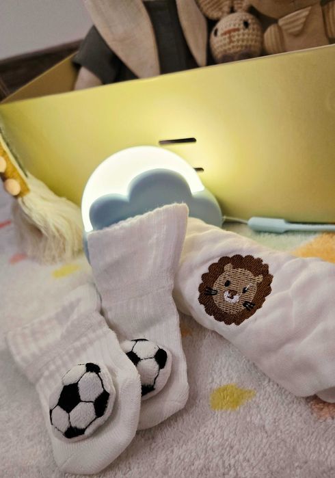 Baby box complet • Jucarii + ingrijire + decor