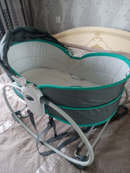 Детская люлька и кровать