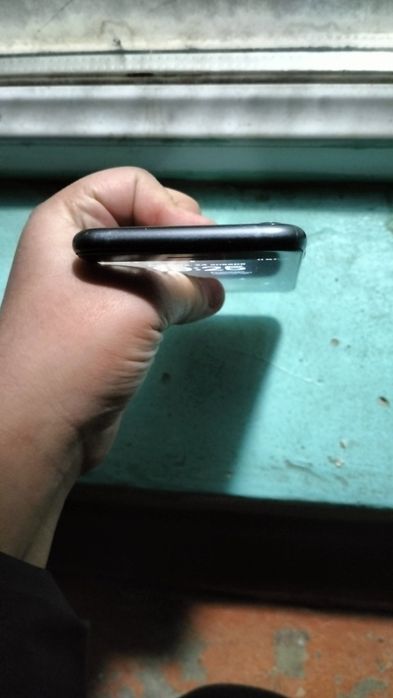 Продаю iPhone 8 идеал