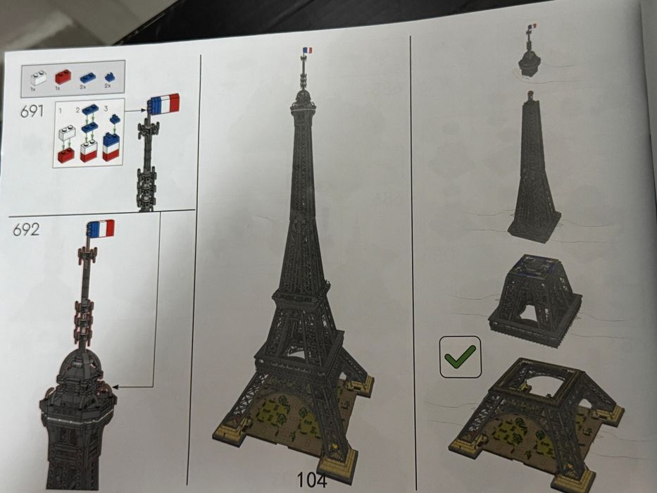 Lego Turnul Eiffel Tower